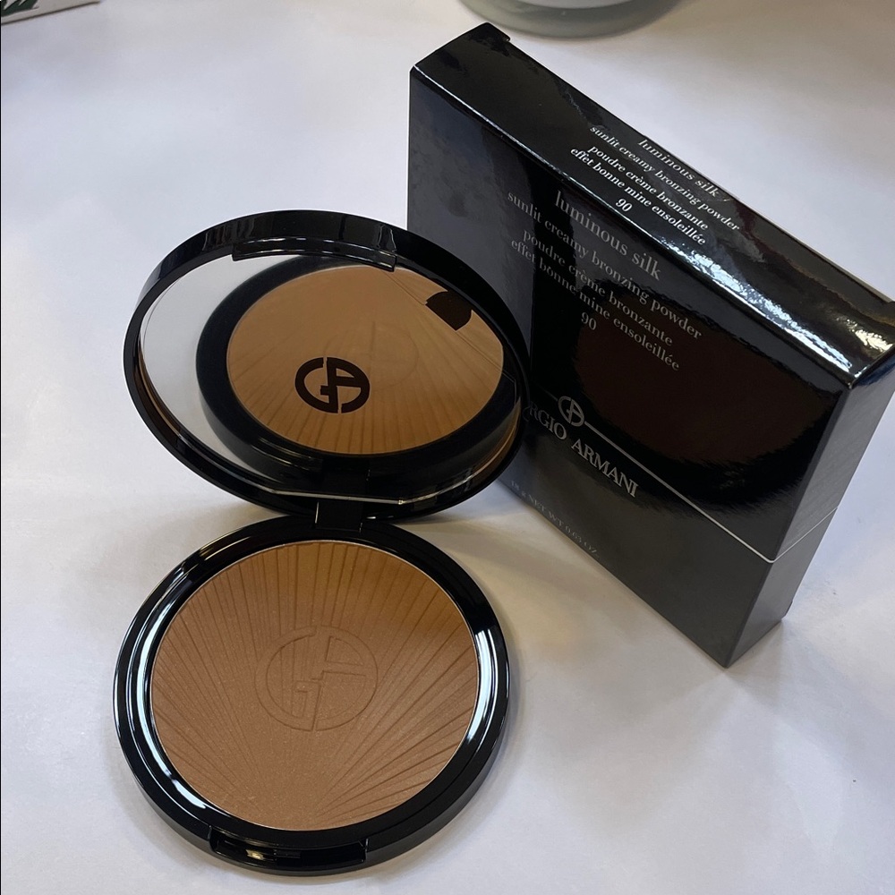 Giorgio Armani Luminous Silk Bronzing Powder - 90